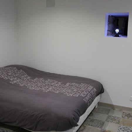 Studio De La Bourdonnais Guitté 外观 照片